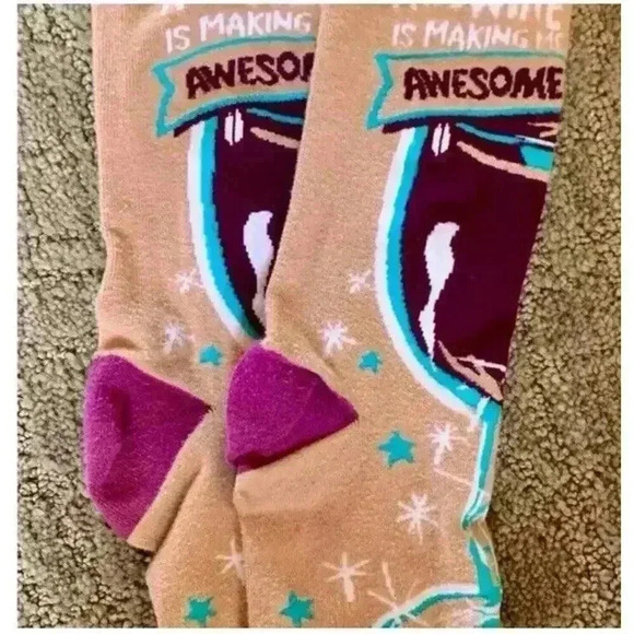 NEW This Wine is Making Me Awesome LOL Funny Pair of Socks Primitives by Kathy - Picture 6 of 6